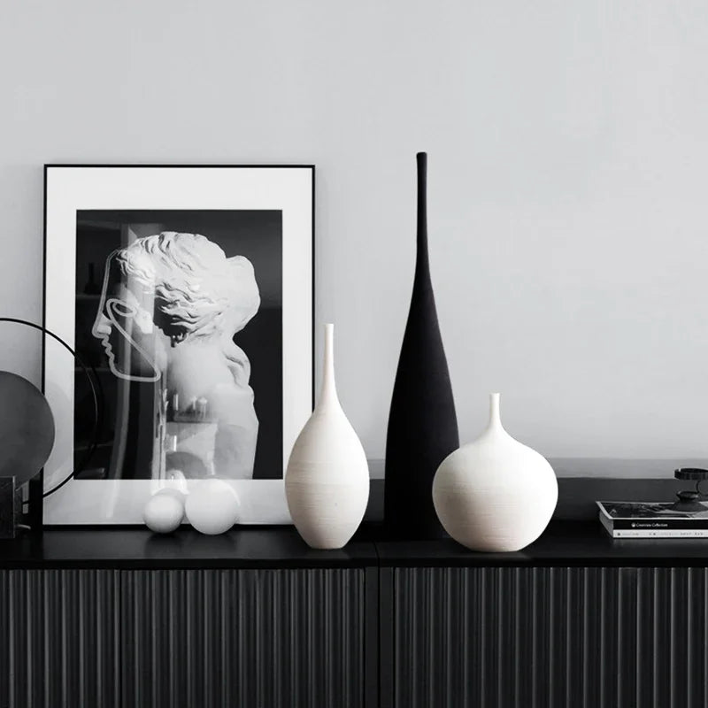 "Zen Minimalist Handmade Ceramic Vase – Black & White Artistic Decor - Nestelier