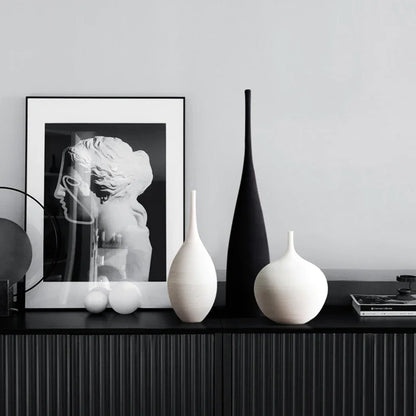 "Zen Minimalist Handmade Ceramic Vase – Black & White Artistic Decor - Nestelier